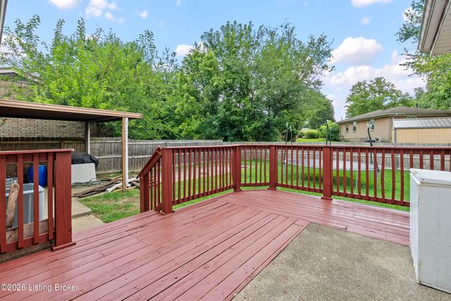 3620 Regatta Way, Louisville, KY 40211