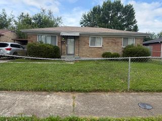 3620 Regatta Way, Louisville, KY 40211