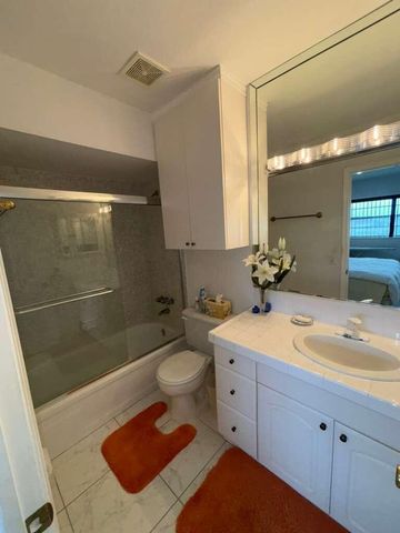 4706 NW 36th Street 605, Lauderdale Lakes, FL 33319