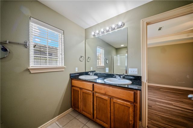 288 Copper Oaks Drive, Centerton, AR 72719