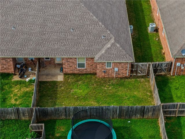 288 Copper Oaks Drive, Centerton, AR 72719