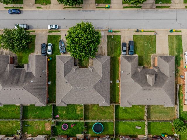 288 Copper Oaks Drive, Centerton, AR 72719