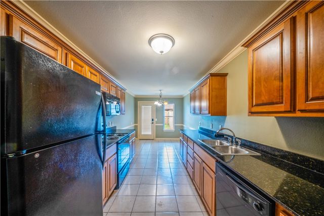 288 Copper Oaks Drive, Centerton, AR 72719
