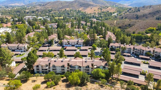5805 Oak Bend Lane 211, Oak Park, CA 91377