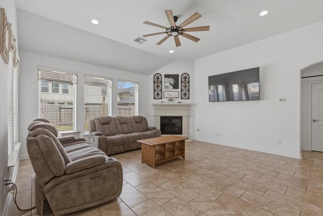 19122 Gaslamp Point Court, Cypress, TX 77429