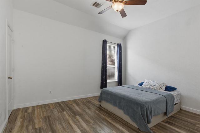 19122 Gaslamp Point Court, Cypress, TX 77429