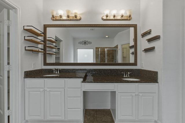 19122 Gaslamp Point Court, Cypress, TX 77429