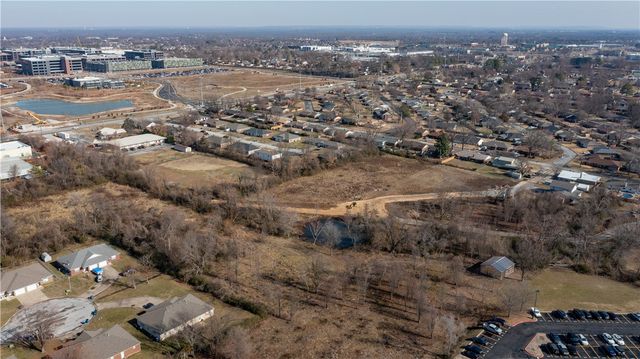 Lawrence Street, Bentonville, AR 72712