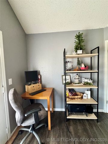 108 Maple Street, Locust Grove, OK 74352