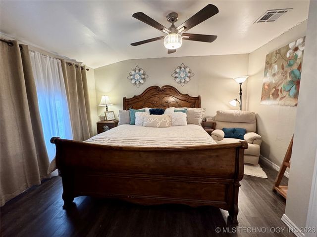 108 Maple Street, Locust Grove, OK 74352