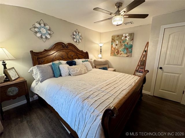 108 Maple Street, Locust Grove, OK 74352