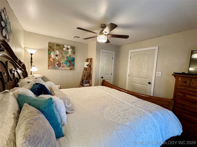 108 Maple Street, Locust Grove, OK 74352