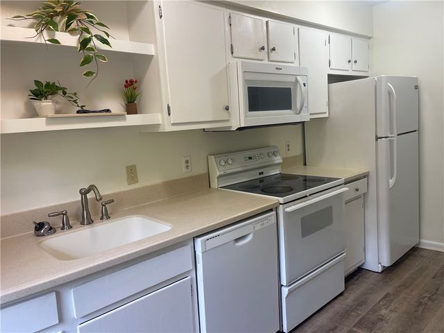 800 Mallery Street C-30, St Simons Island, GA 31522