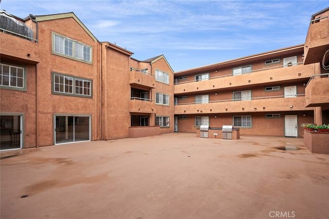 2507 E 15th Street 204, Long Beach, CA 90804