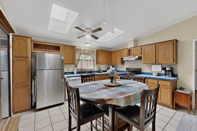 8709 Odin Road SW, Albuquerque, NM 87121