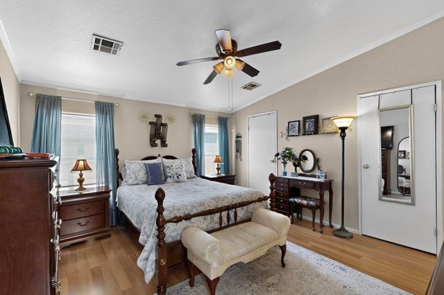 8709 Odin Road SW, Albuquerque, NM 87121