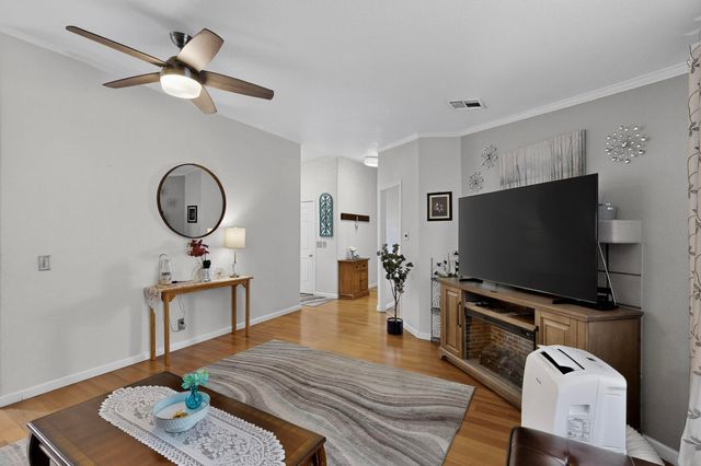 8709 Odin Road SW, Albuquerque, NM 87121