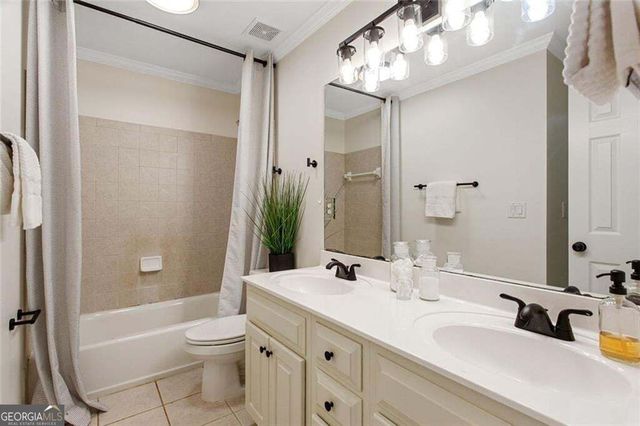 5202 Forest View Trail SE, Mableton, GA 30126