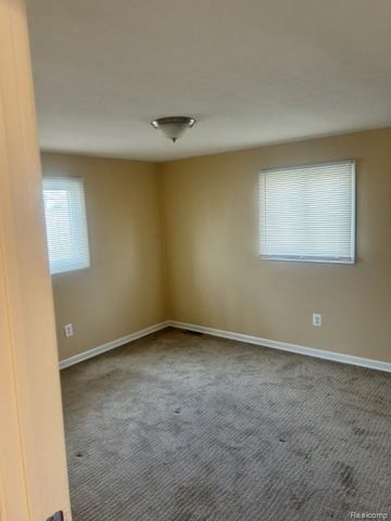 4024 Wenonah Lane, Waterford Charter Township, MI 48328