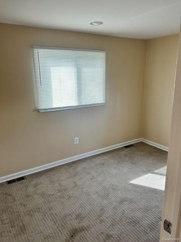 4024 Wenonah Lane, Waterford Charter Township, MI 48328