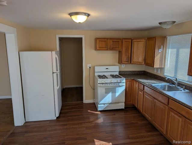 4024 Wenonah Lane, Waterford Charter Township, MI 48328