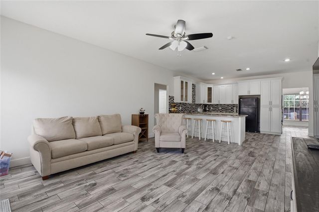 20000 HARVIE LANE, Lutz, FL 33558