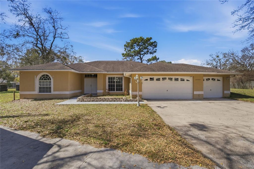 20000 HARVIE LANE, Lutz, FL 33558