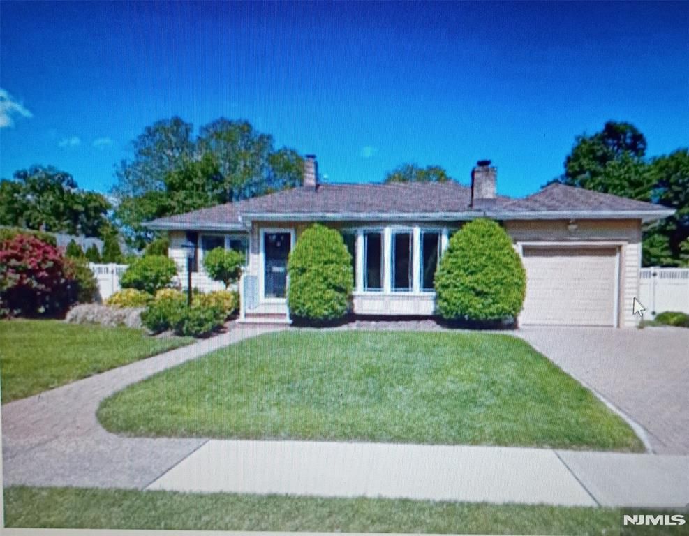 9 Harris Place 1X, Fair Lawn, NJ 07410