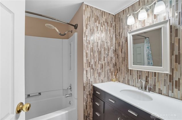 4418 Woodpoint Court, Huber Heights, OH 45424