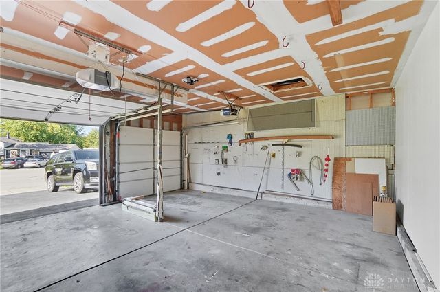 4418 Woodpoint Court, Huber Heights, OH 45424