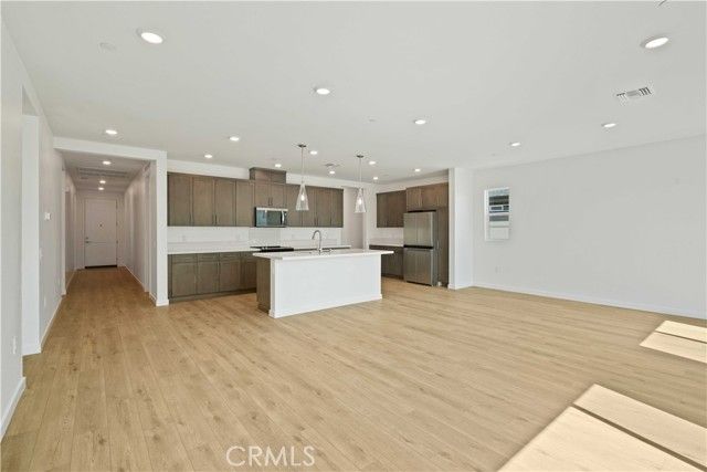 3254 Garnet Lane, Lancaster, CA 93535