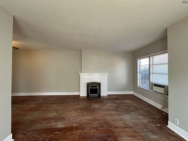 1657 KEELER AVENUE, Wichita Falls, TX 76301