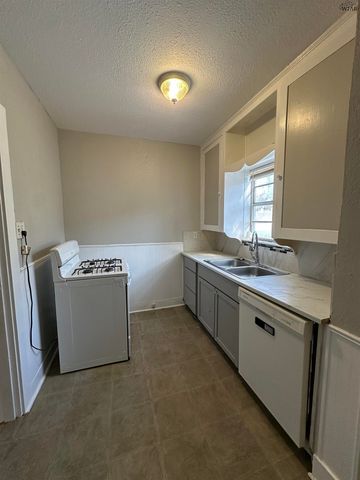 1657 KEELER AVENUE, Wichita Falls, TX 76301