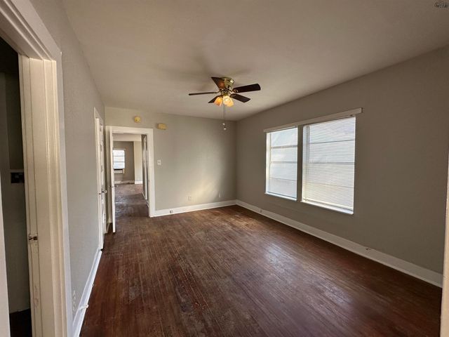 1657 KEELER AVENUE, Wichita Falls, TX 76301