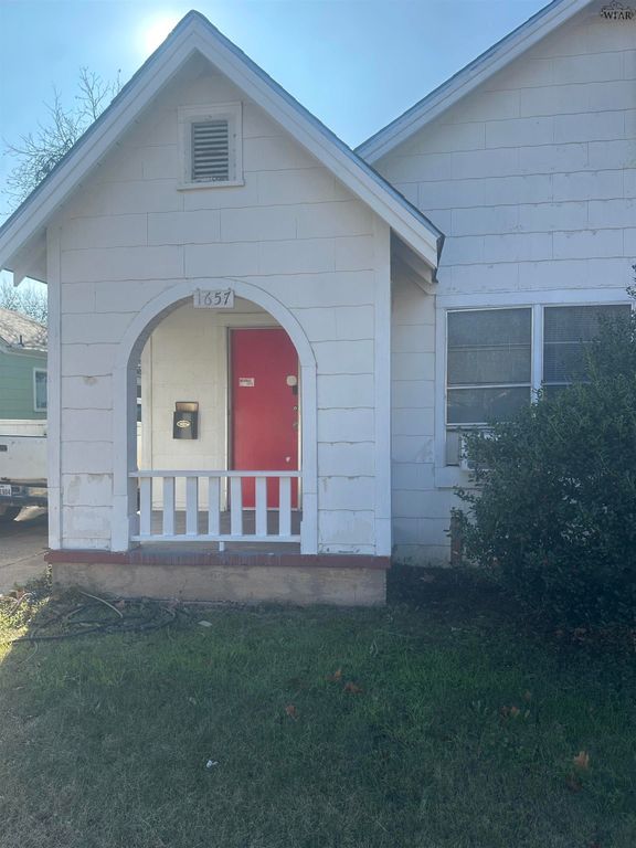 1657 KEELER AVENUE, Wichita Falls, TX 76301