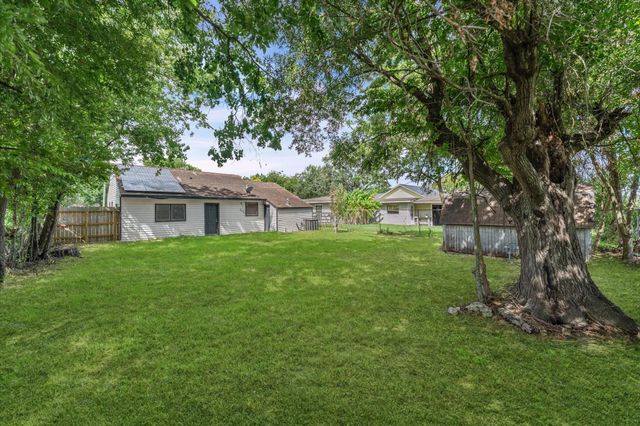 409 Alastair Drive, Pasadena, TX 77506