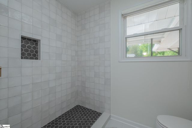 2 Buckhorn Drive, Greenville, SC 29609