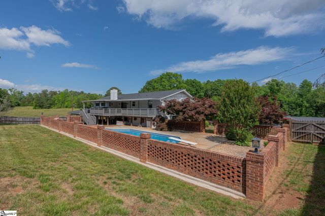 2 Buckhorn Drive, Greenville, SC 29609