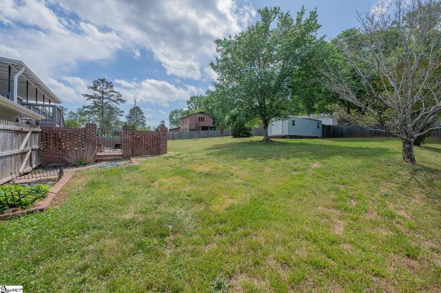 2 Buckhorn Drive, Greenville, SC 29609