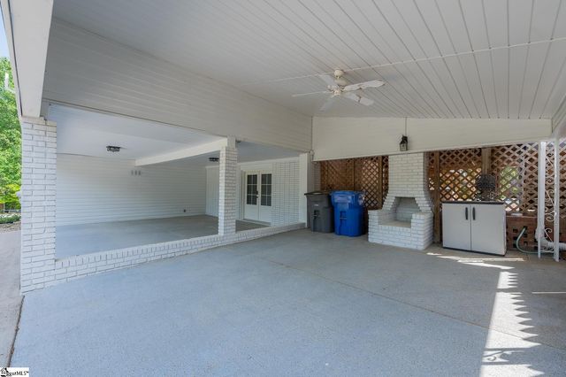 2 Buckhorn Drive, Greenville, SC 29609
