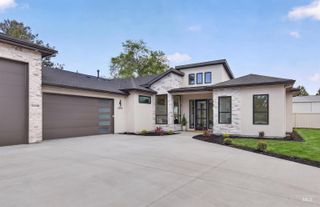 2591 S Greenwood Cir, Boise, ID 83706