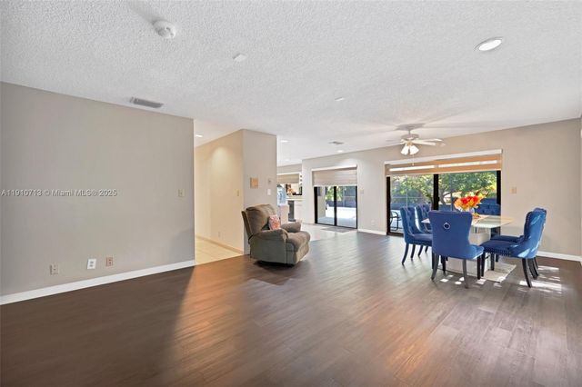 13575 SW 69th Ct, Pinecrest, FL 33156