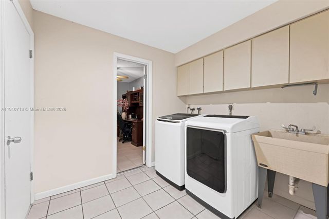 13575 SW 69th Ct, Pinecrest, FL 33156