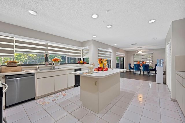 13575 SW 69th Ct, Pinecrest, FL 33156