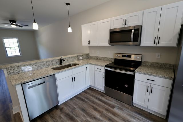 500 Peachers Mill Rd Unit B1, Clarksville, TN 37042