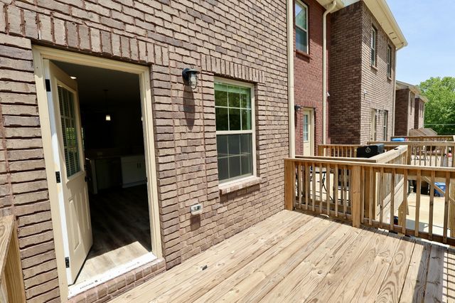 500 Peachers Mill Rd Unit B1, Clarksville, TN 37042