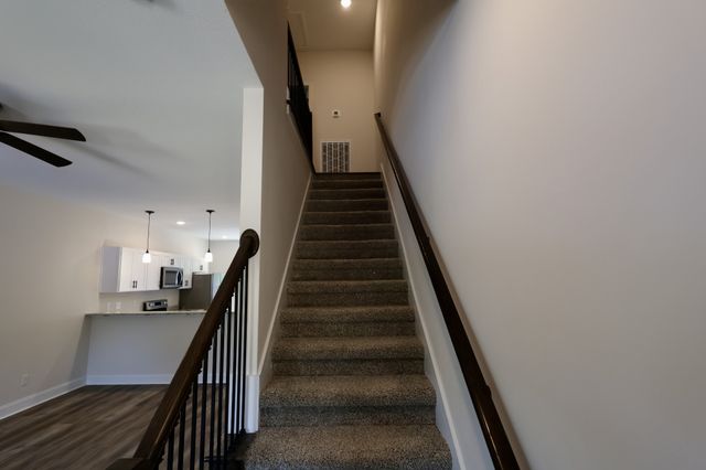 500 Peachers Mill Rd Unit B1, Clarksville, TN 37042