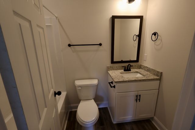 500 Peachers Mill Rd Unit B1, Clarksville, TN 37042