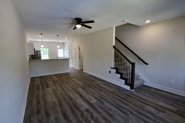 500 Peachers Mill Rd Unit B1, Clarksville, TN 37042