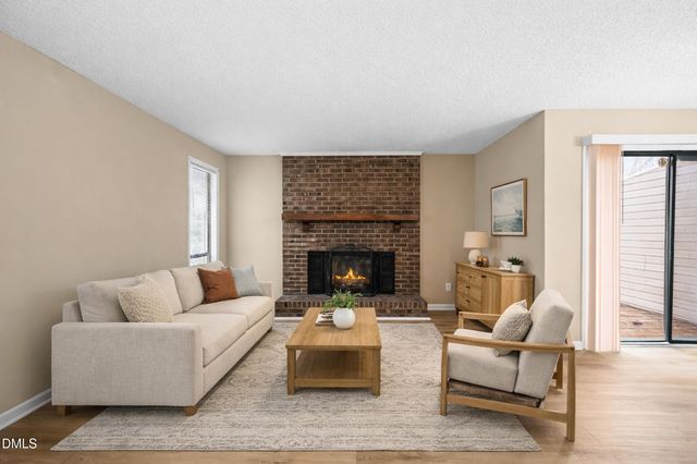 104 Arbuckle Lane, Cary, NC 27511